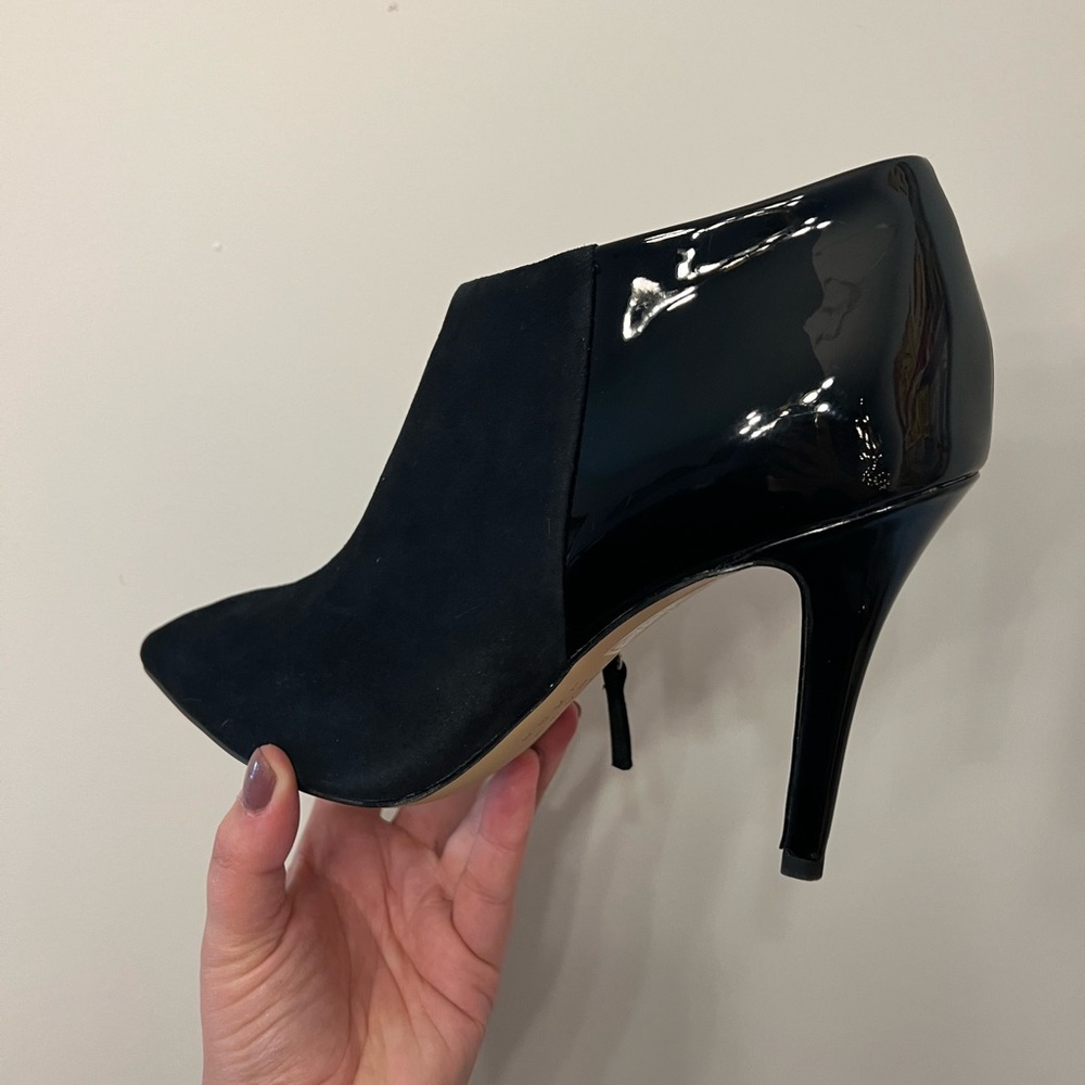 8.5 Eliza Black (Never Worn) with box - White House Black Market booties